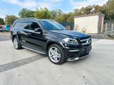 Mercedes-Benz GL 500  BlueEfficiency 4Matic AMG - Mercedes-Benz GL 500: AMG