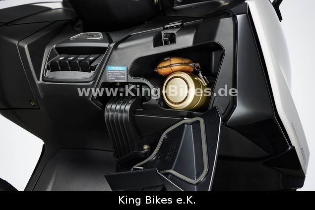 Fahrzeugabbildung Kymco AK 575i E5+ ABS Premium - 2026 Modell - SOFORT
