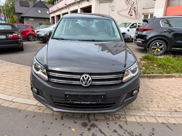 Volkswagen Tiguan - 2
