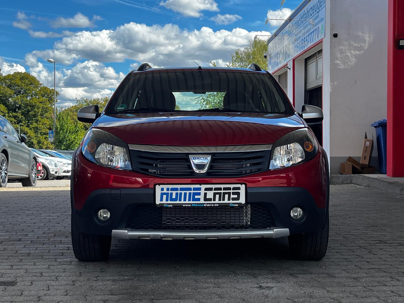 Dacia Sandero 2012 — interior