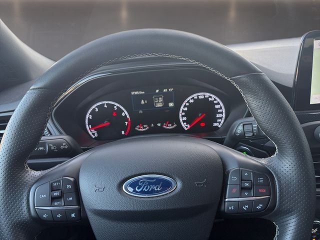 Fahrzeugabbildung Ford Focus Lim. ST Winter+Designpaket2,AHK