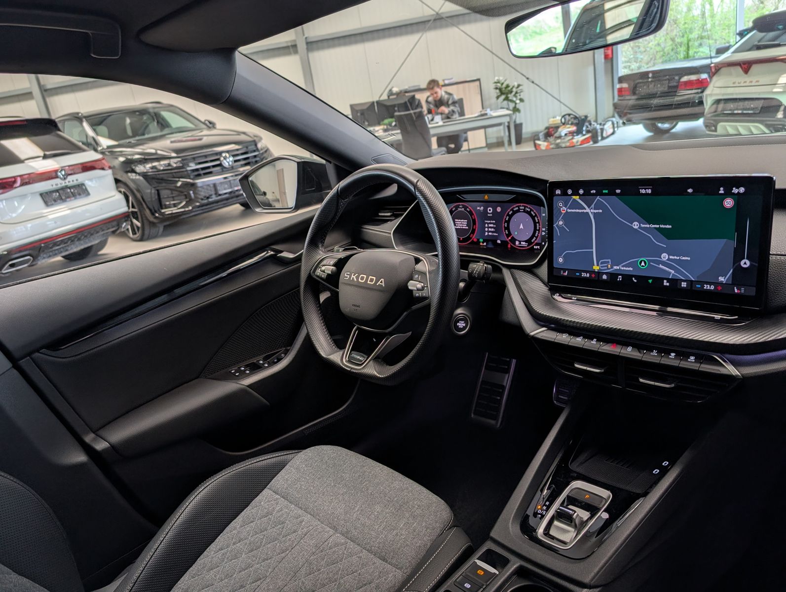 Immagine dell'auto: SKODA Octavia 2.0 TDI DSG Sportline Matrix Cam, anno di produzione 2015