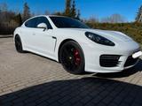 Porsche Panamera GTS 4.8 V8 Scheckheft Garantie - Porsche: Gt4