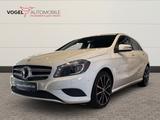 Mercedes-Benz A 180 BlueEfficiency Style +PDC+Xenon+SHZ - Mercedes-Benz A 180 mit Benzin-Antrieb: Limousine
