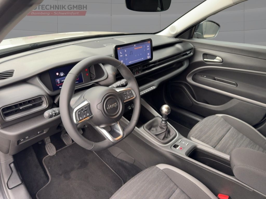 Fahrzeugabbildung Jeep Avenger WINTERPAKET TEMPOMAT EPH HINTEN