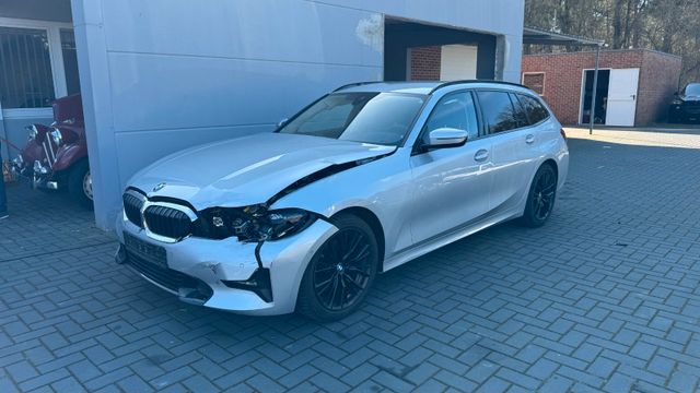 BMW 320 d Touring 320 d Sport Line HeadUp Laser HiFi