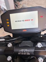 KTM 790 duke Vollausstattung, Notruf, Griffheizung - KTM 790 DUKE