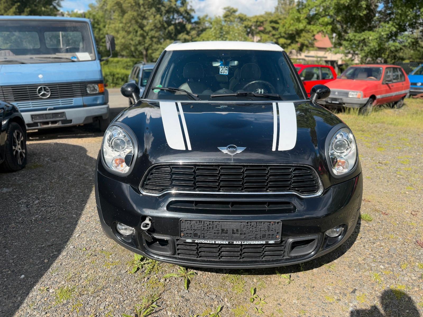 MINI COOPER_SD Countryman Cooper SD All4*MOTORSCHADEN
