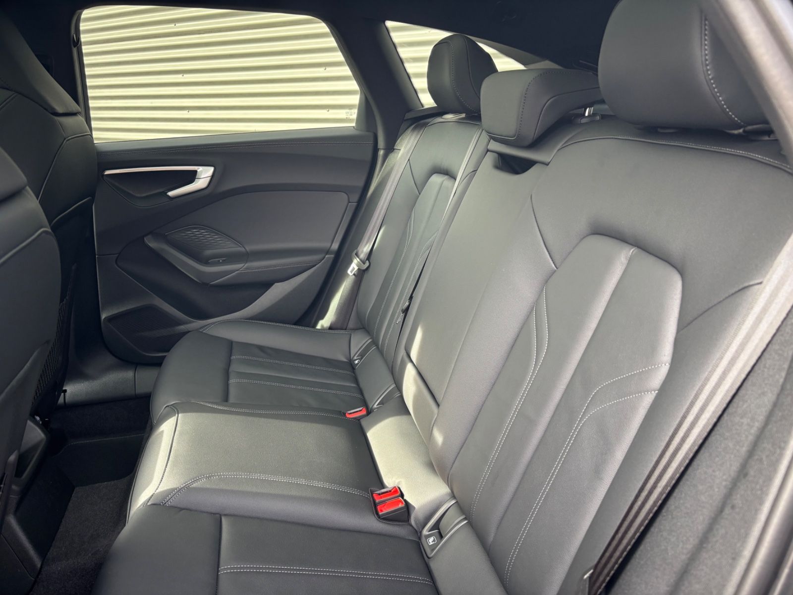 Fahrzeugabbildung Audi A5 Avant TFSI AHK ACC Kam