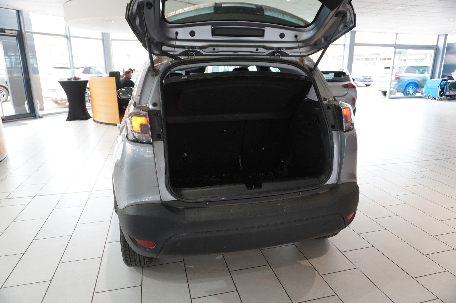 Fahrzeugabbildung Opel Crossland (X) 1.2 EDITION NAVI/LED/KAMERA/DAB+