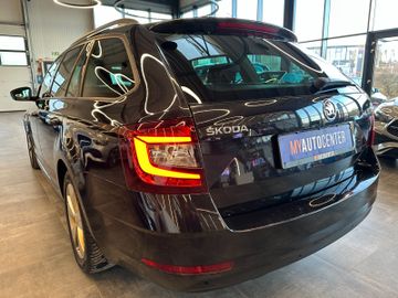 Skoda Octavia Combi Soleil *ACC*NAVI*PDC*SZHZ*APPLE*