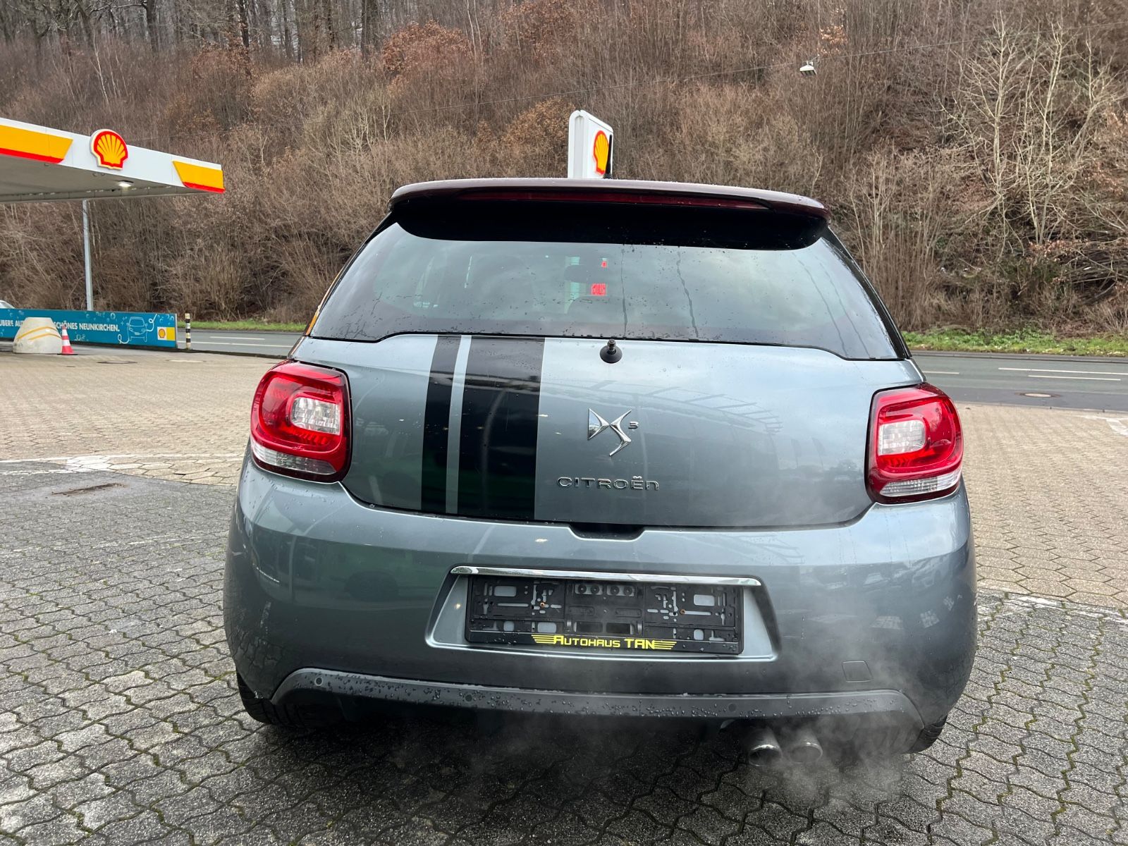 Fahrzeugabbildung Citroën DS3 SportChic *BI-COLOUR* Citroen Racing Sport *