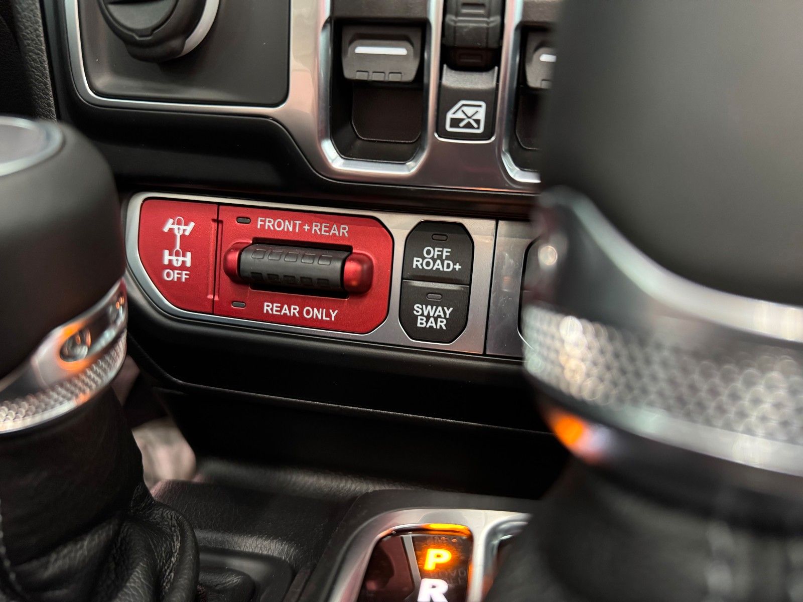 Fahrzeugabbildung Jeep Wrangler 6.4 V8 Rubicon 392 "AHK Voll-LED"