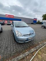 Toyota corolla Verso 7 SITZER - Toyota Corolla Verso in Köln