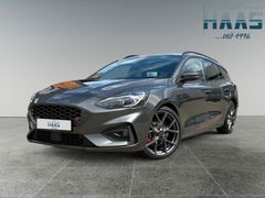 Fahrzeugabbildung Ford Focus Turnier ST - LED*HUD*19"LM*Pano*Kamera*B&O