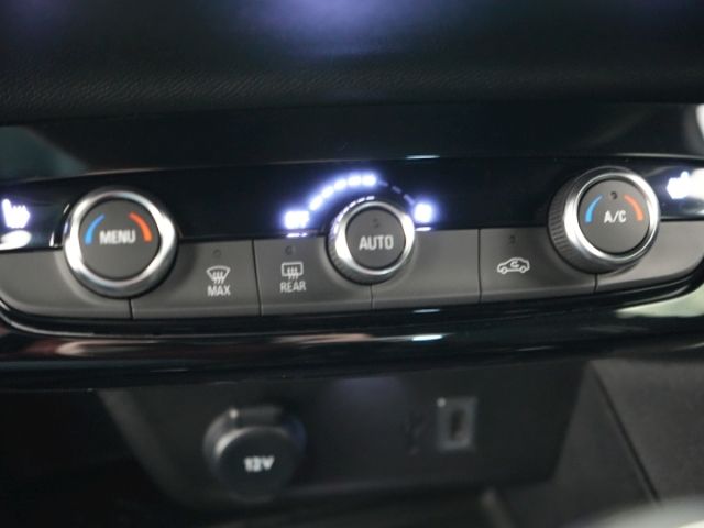 Corsa F FACELIFT GS+LED MATRIX+NAVI+RÜCKFAHRKAME