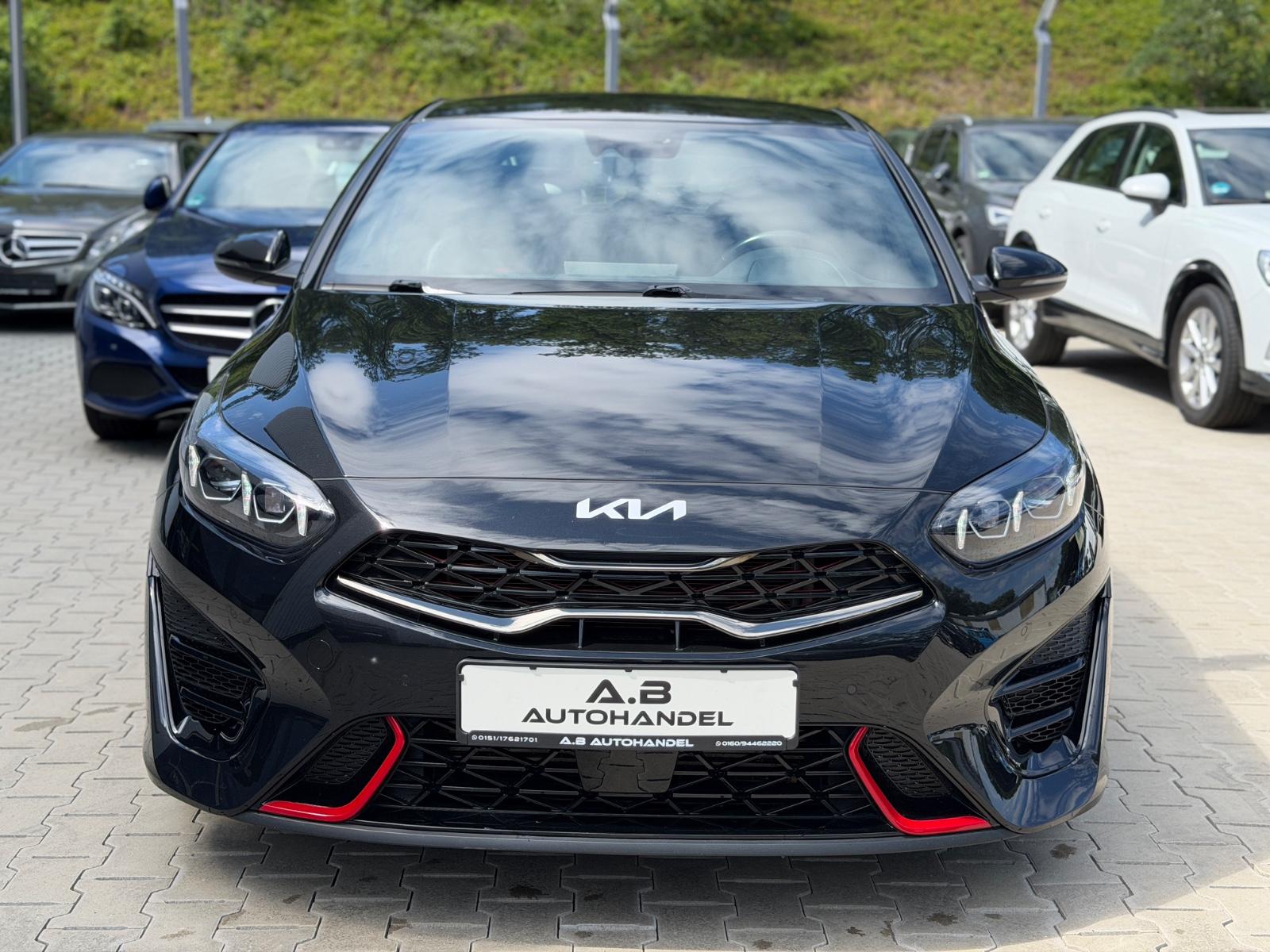 Kia Ceed GT/Automatik/LED/JBL/AHK/Alcantara/47700km
