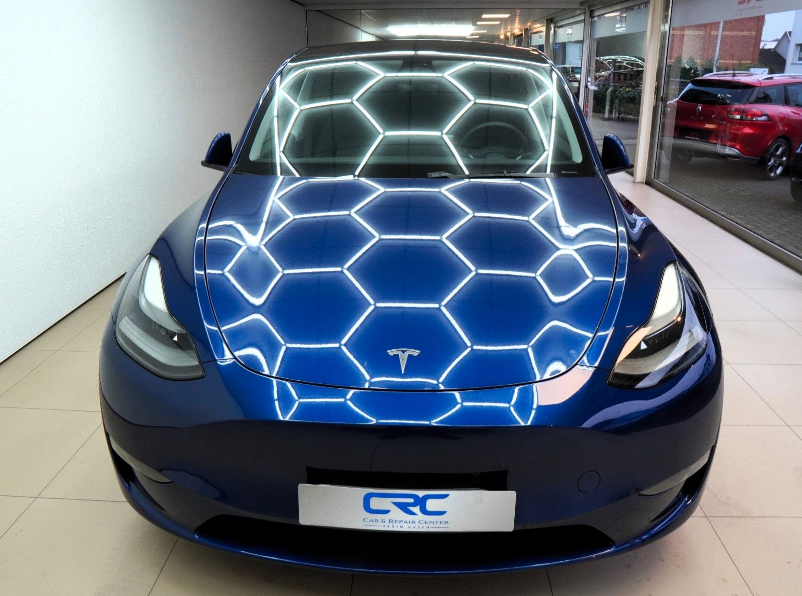 Fahrzeugabbildung Tesla Model Y Performance Dual AWD *MwSt*Carbon