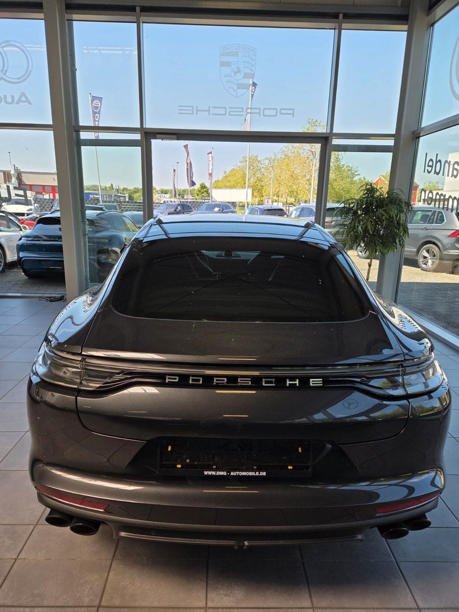 Fahrzeugabbildung Porsche Panamera 4 E-Hybrid Platinum Edition/VOLL