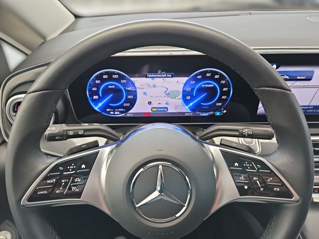 Fahrzeugabbildung Mercedes-Benz EQV 300 lang 7 Sitze Tisch LED EASY-PACK RFK