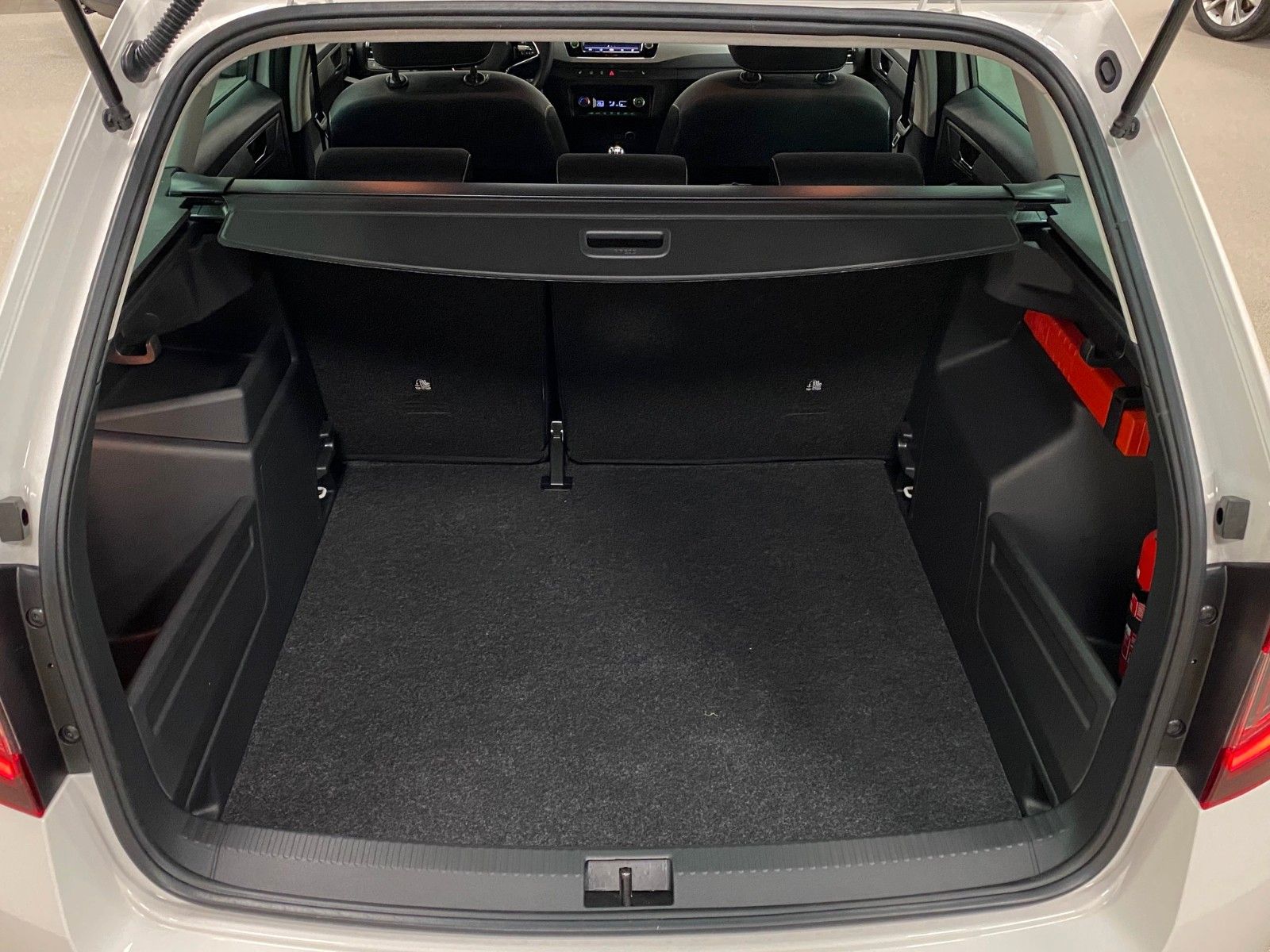 Fahrzeugabbildung SKODA Fabia 1.0 TSI AMBITION COMBI+3 Jahre GARANTIE+BC