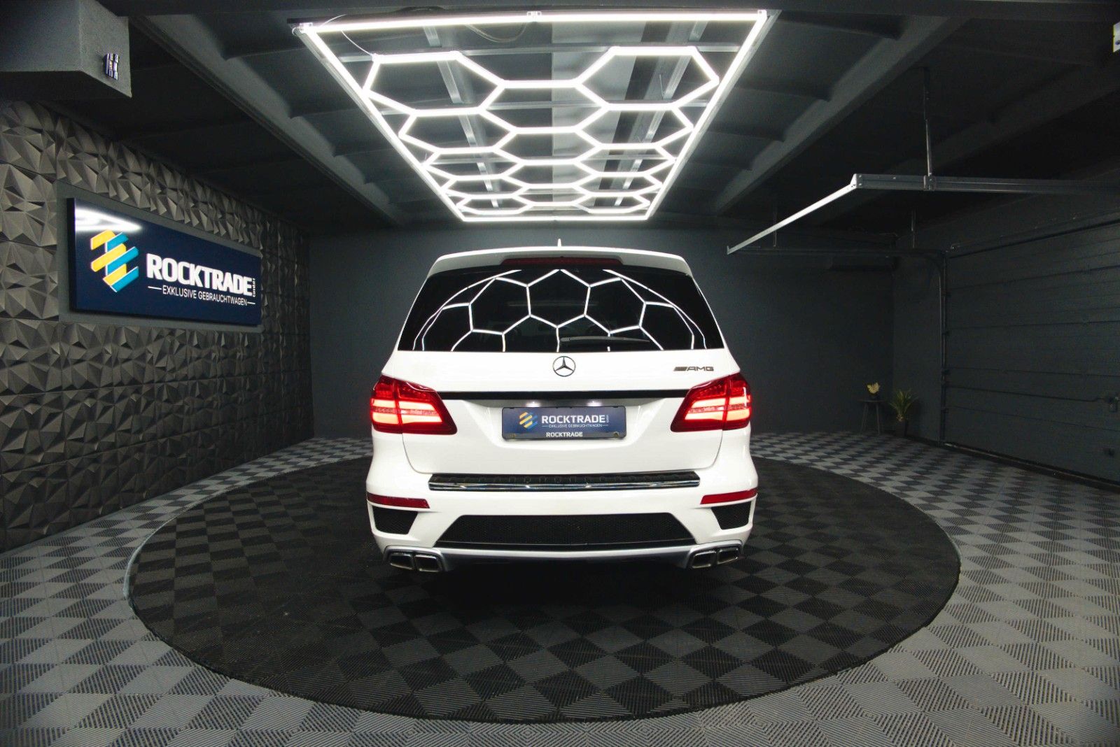 Fahrzeugabbildung Mercedes-Benz GLS / GL 63 AMG 4Matic Night-Paket *ACC*Pano*LED