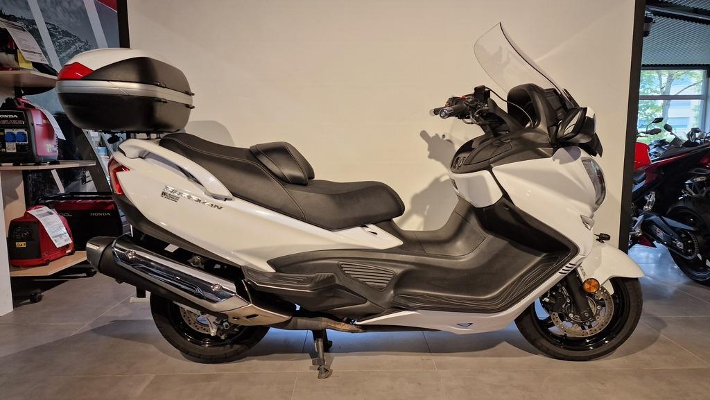Suzuki Burgman 650 (AN650) / 0,- Anz. nur 98€ mon. Rate