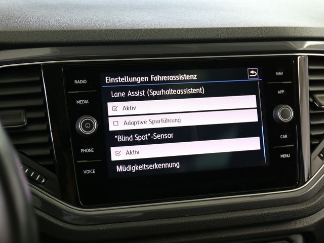 Volkswagen T-Roc 1.5TSI DSG IQ DRIVE PANORAMA KAMERA ACC