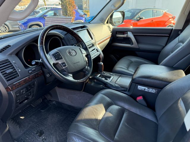 Toyota Land Cruiser 200 Executive V8 DIESEL