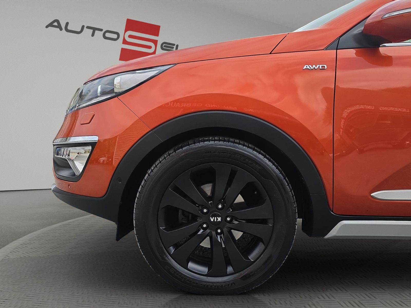 Fahrzeugabbildung Kia Sportage  ALLRAD 4X4 AUTOMAT/PANORAMA/NAVI/XENON