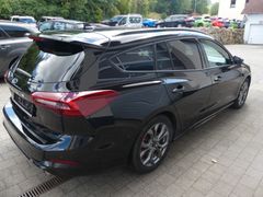 FORD Focus Turnier ST-Line X
