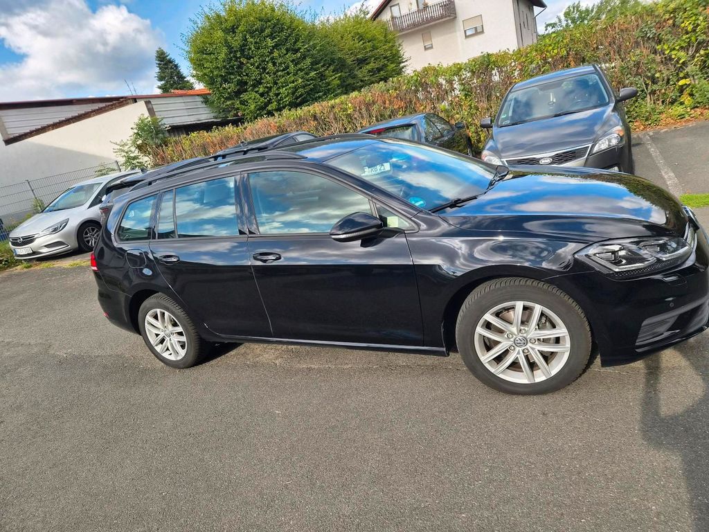 Image of Volkswagen Golf