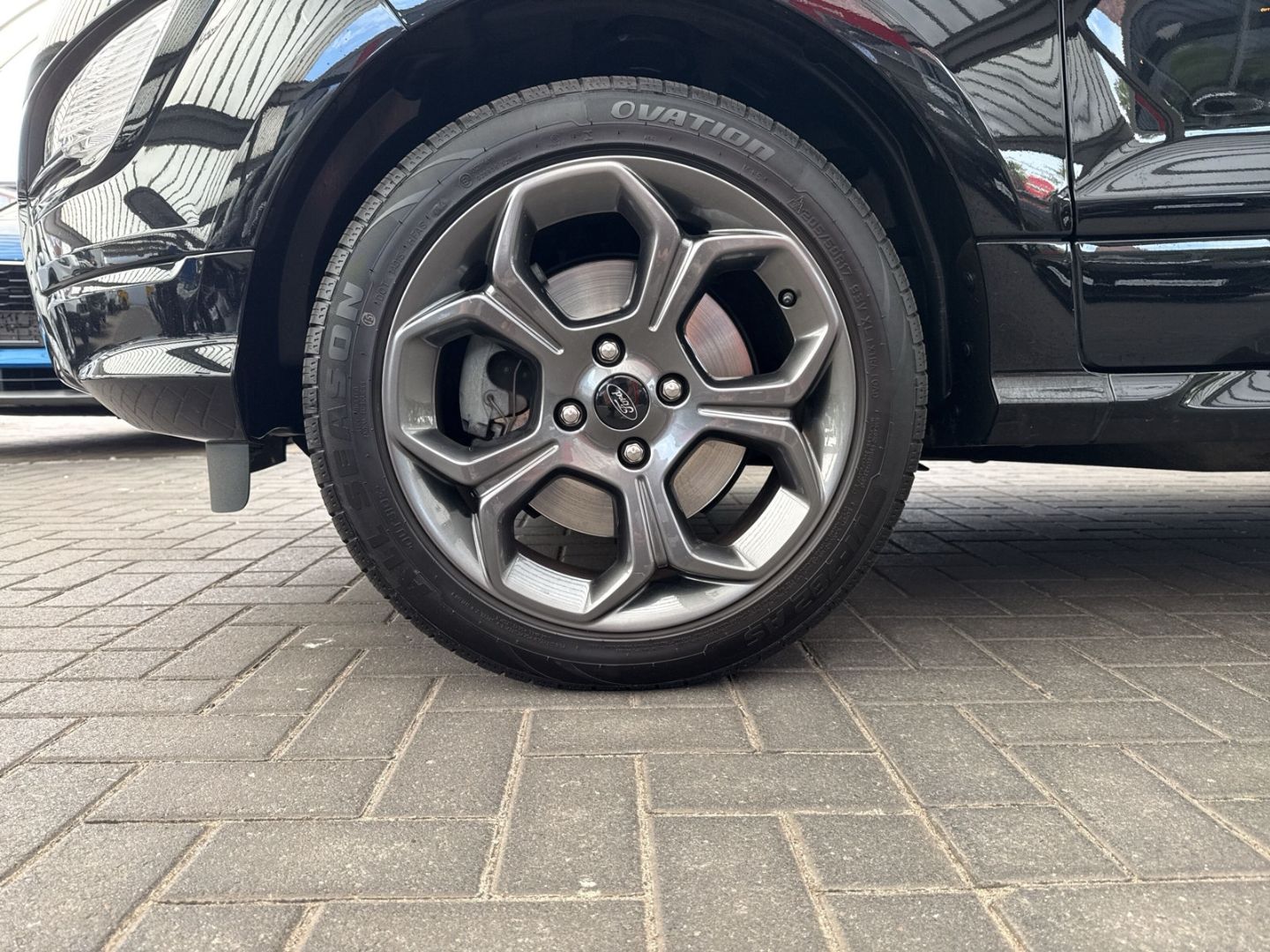 Fahrzeugabbildung Ford EcoSport ST-Line 1.0 EcoBoost EU6d DAB Android/C