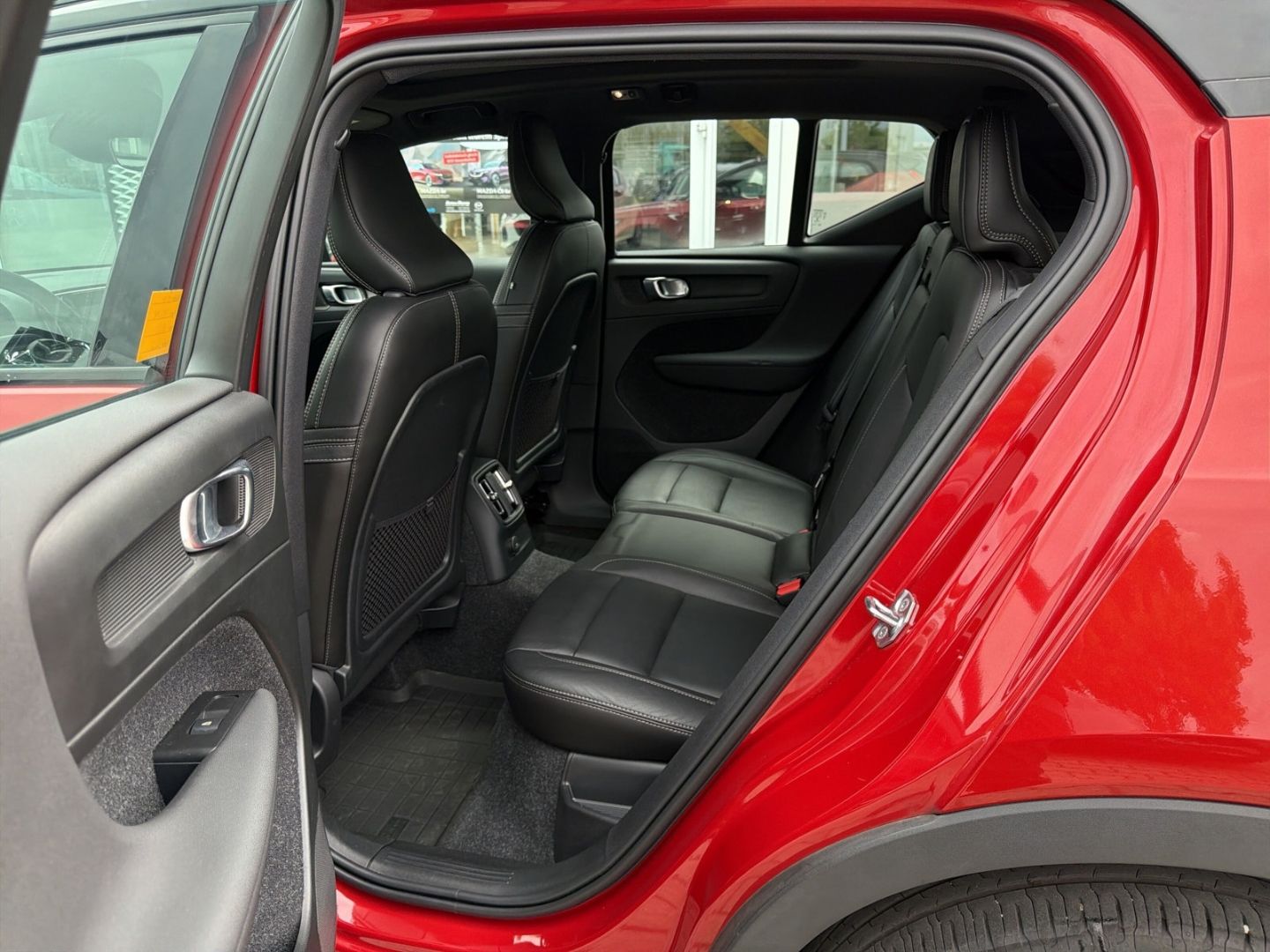 Volvo XC40 R Design Recharge AHK Navi Leder Digitales foto 13