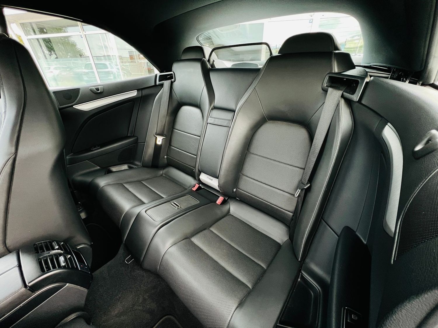 Fahrzeugabbildung Mercedes-Benz E 500 CABRIO AMG - Distronic, 360°, LED, Memory,