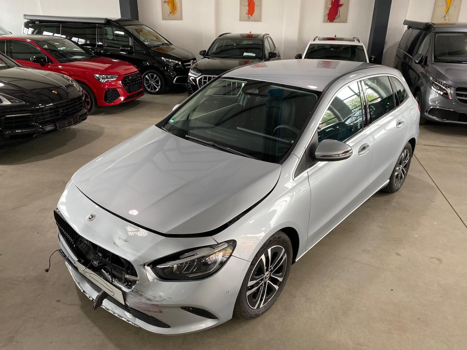 Fahrzeugabbildung Mercedes-Benz B 180 Progressive Advanced/MBUX-High/