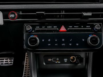 Hyundai Tucson 1.6 Select 2WD Fernlicht-Assistent Kamera