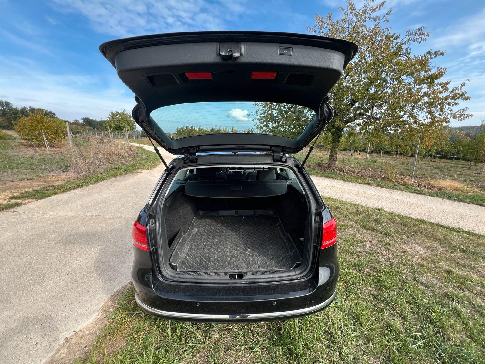 Volkswagen Passat 2012 — engine 140 HP (103kW)