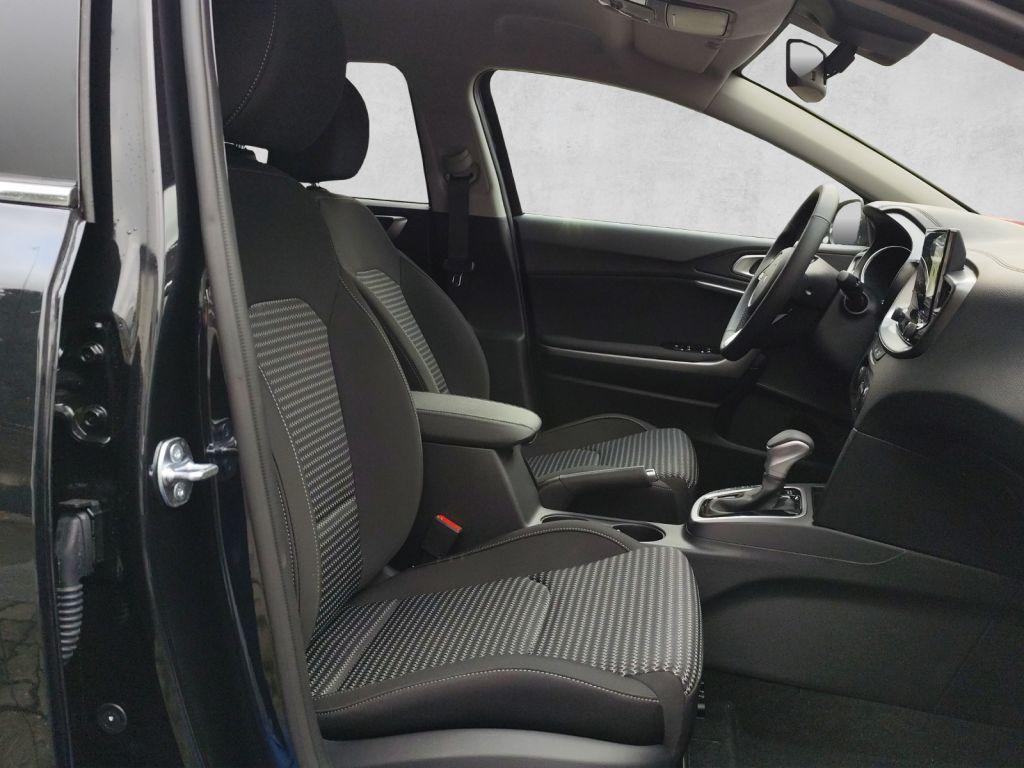 Kia Ceed SW 1.5 AT  Spirit -S- LED