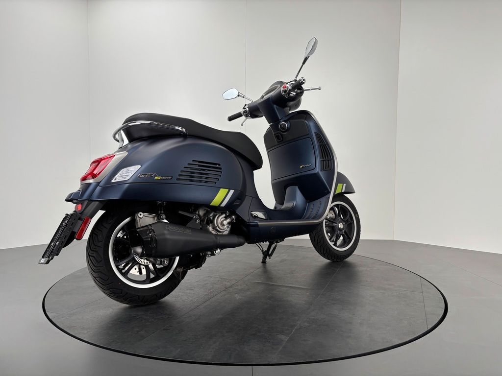 Fahrzeugabbildung Vespa GTS 300 SUPER TECH *NEUWERTIG/REMUS*