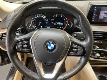 BMW 520 - 11