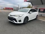 Toyota Avensis Touring Sports Business Edition - Toyota Avensis: Business