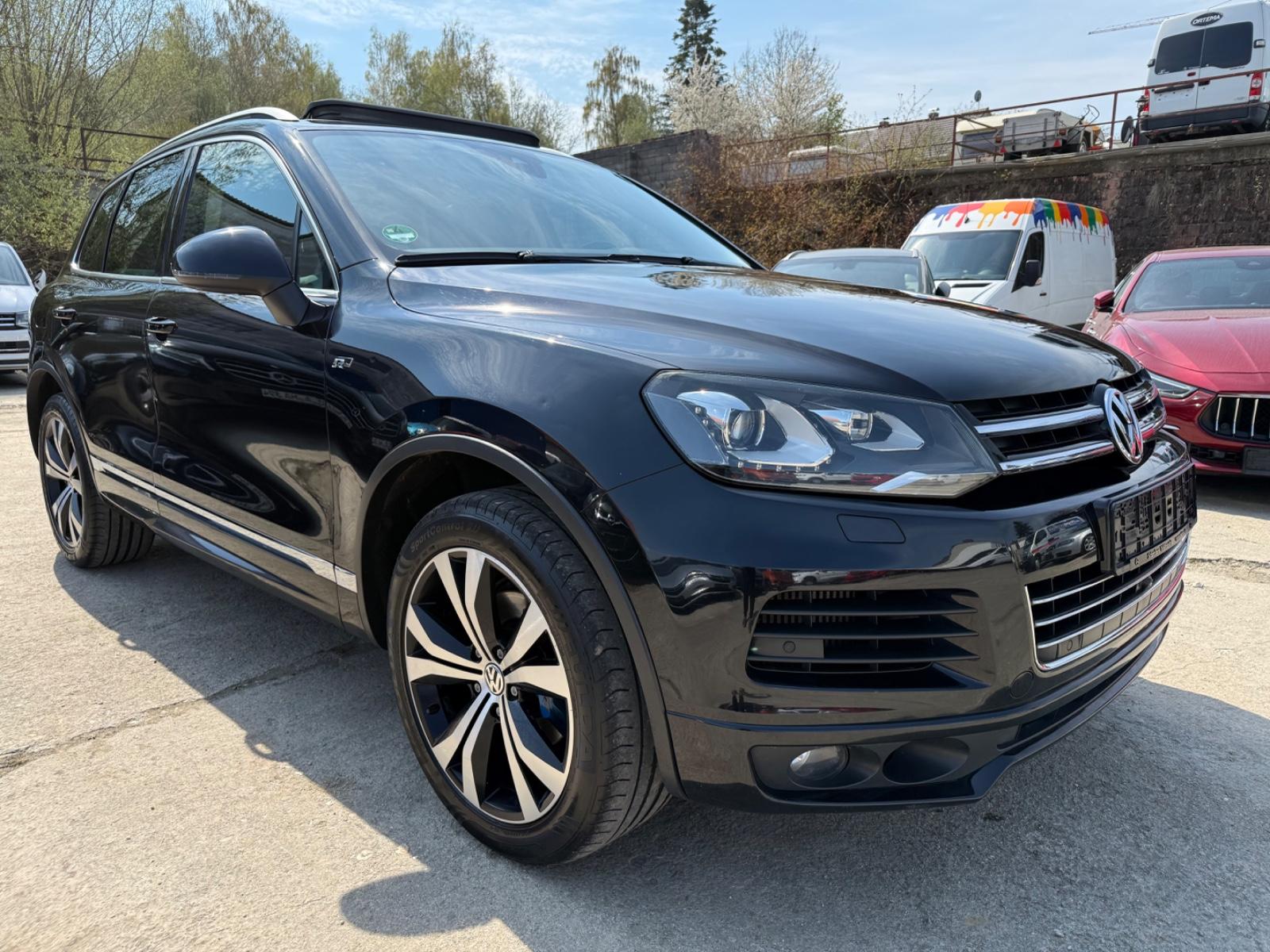 Volkswagen Touareg V6 3.0 TDI R-LINE*PANO*VOLL_AUSSTATTUNG*