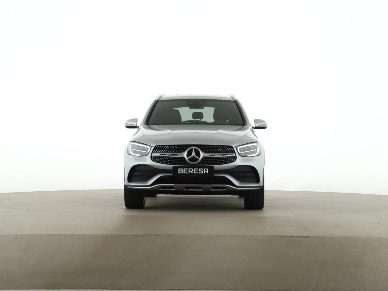 Mercedes-Benz GLC 300 e 4M AMG AHK Distronic LED Kamera