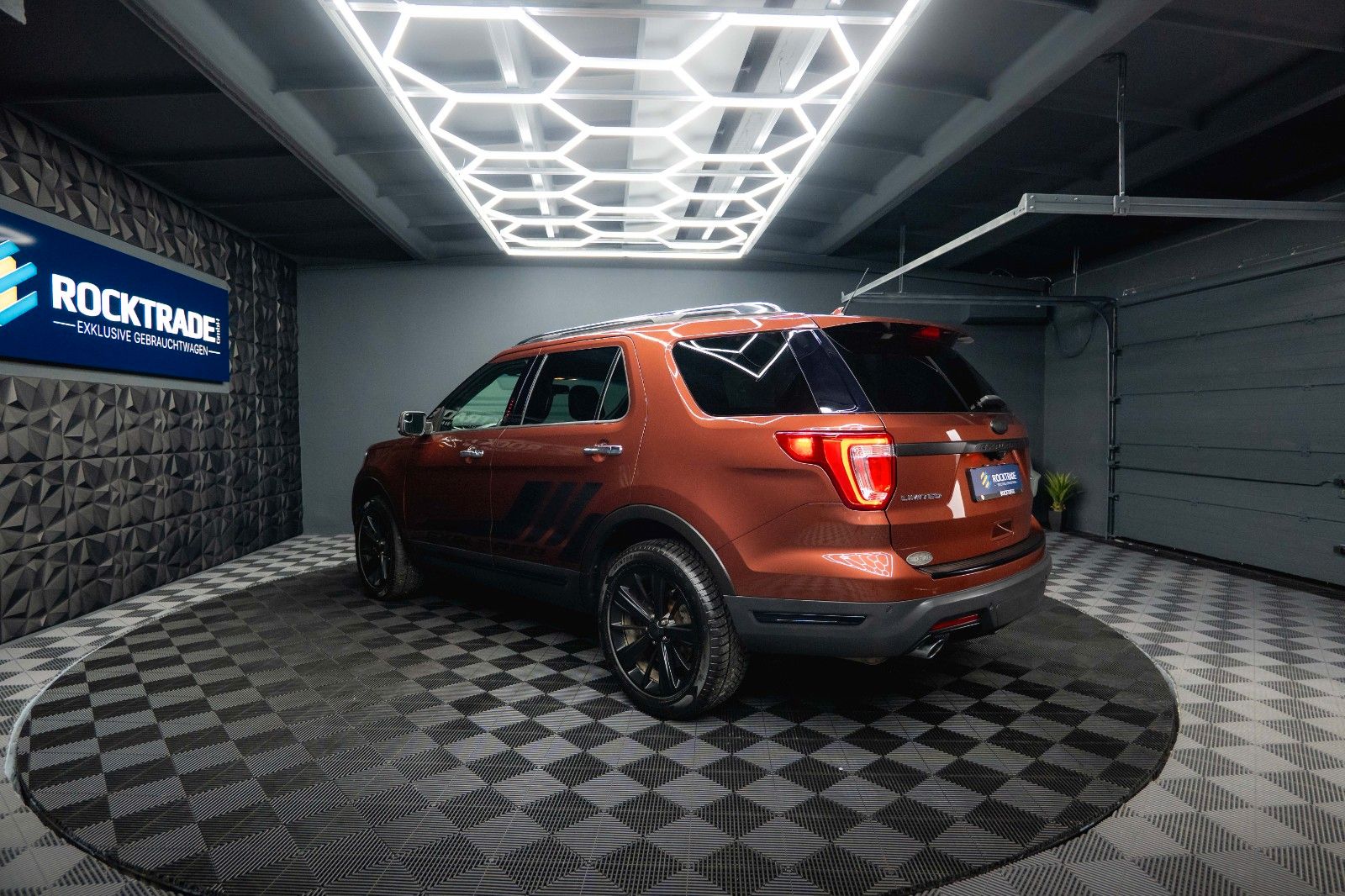 Fahrzeugabbildung Ford Explorer 3.5 V6 LIMITED 4x4 *Kamera*Memory*LED*