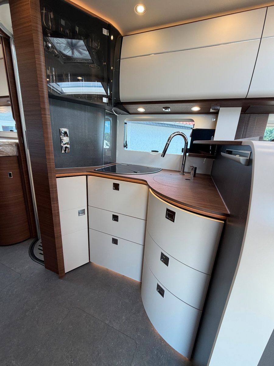 Fahrzeugabbildung Carthago chic c-line I 4.9 LE
