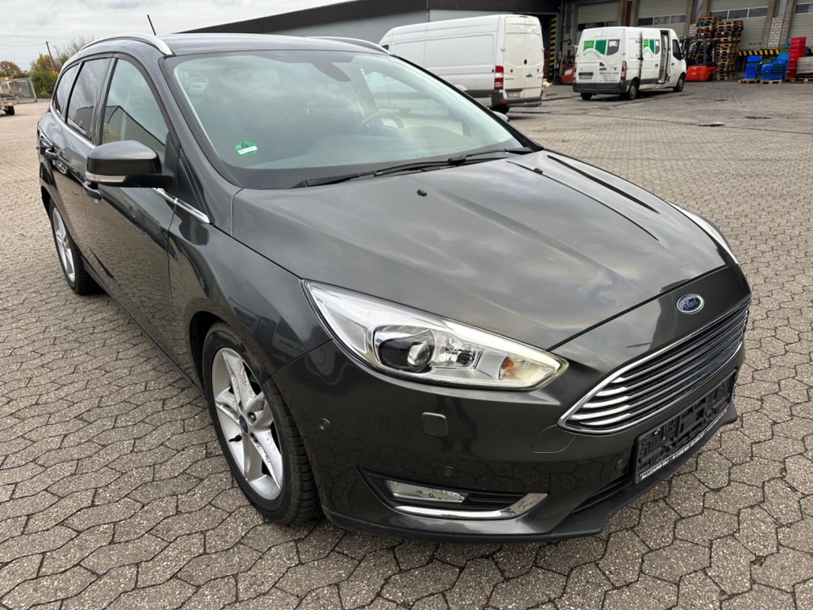 Ford Focus 92kW Business Automatik  - Kamera - Navi