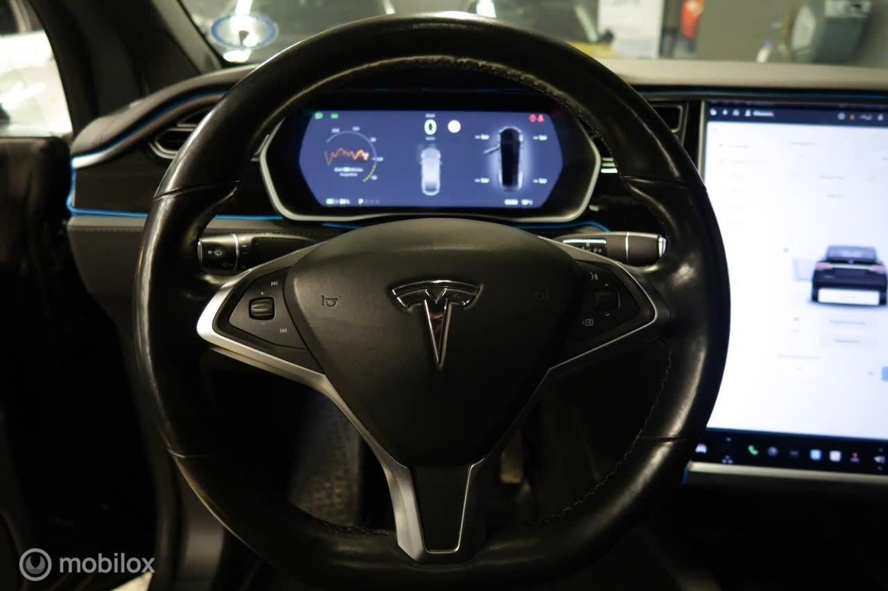 TESLA MODEL X - 75D AUTOPILOT - 333 CV - HAYON ÉLECTRIQUE - ATTELAGE