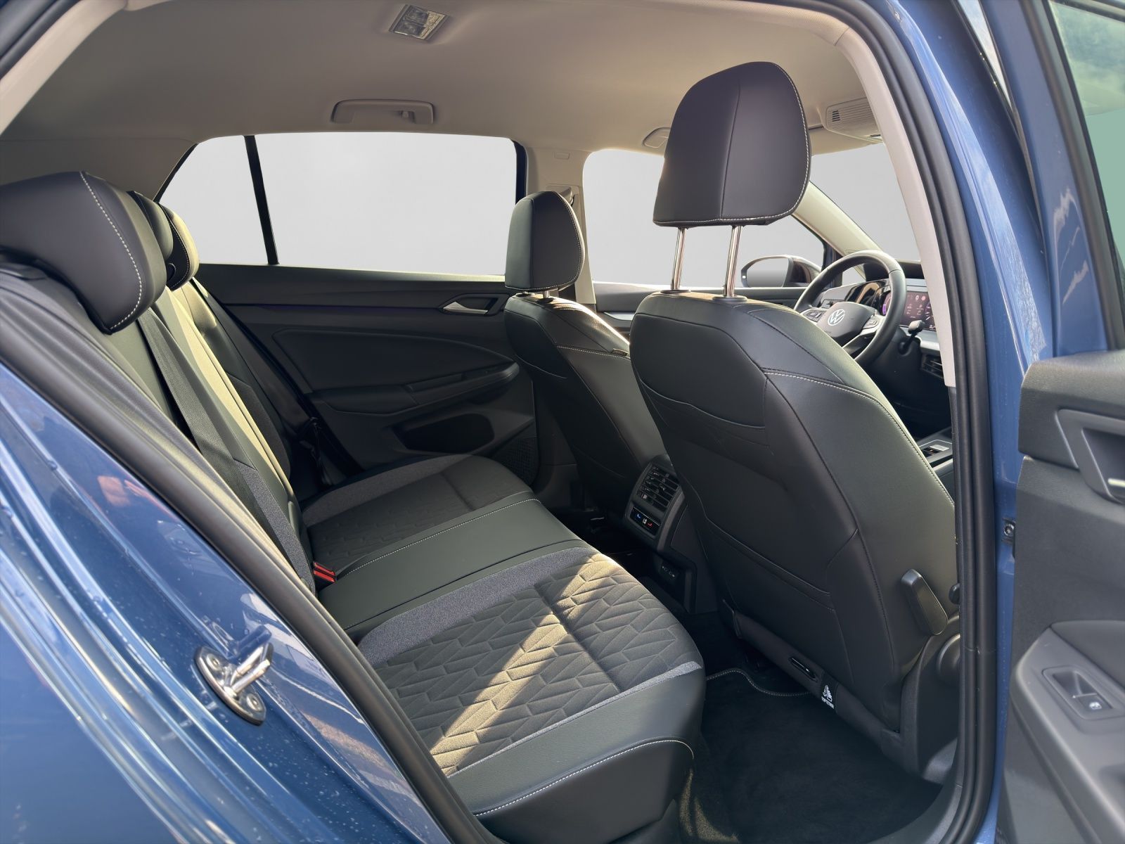 Volkswagen Golf - Bild 6
