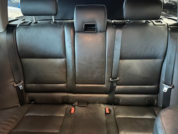 BMW 530 i Touring *Klima*Navi*Xenon*AHK*Freisprech*